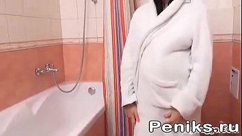 Видео скачено с порно сайта 
