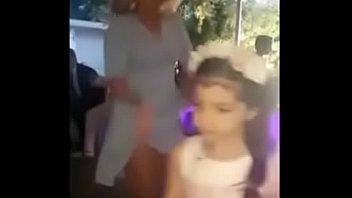 Let-It-Breathe-Woman-Dances-At-Wedding-Reception-With-No-Panties-On-2