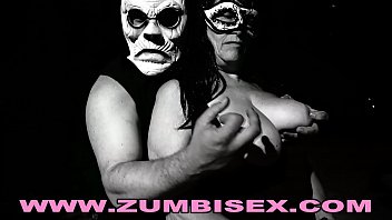 Bailando con zombies porno terror www.zumbisex.com