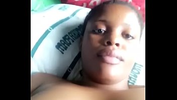 Niger black teen showing her pussy